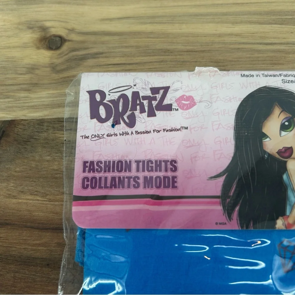 NIP Vtg Bratz Jade Blue Diamond Print Fashion Tights Girls Size 7-10